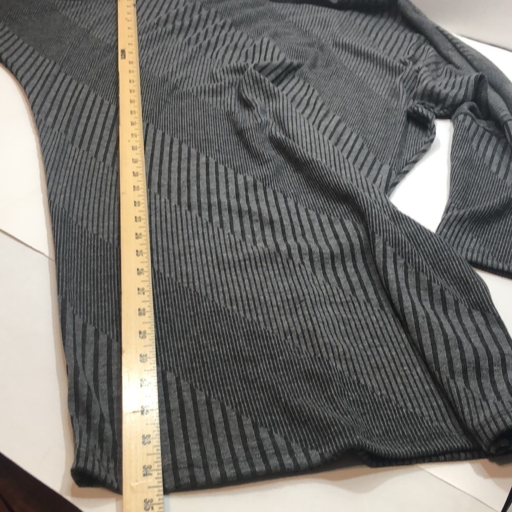 Embrace Los Angeles Women's Top with strappy back. Gray Size L - Picture 5 of 7